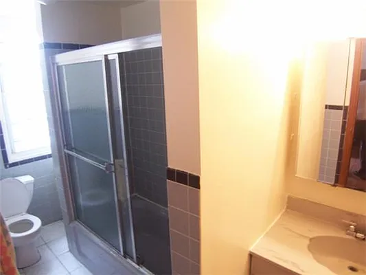Rented by Oxford Property Group | media 7