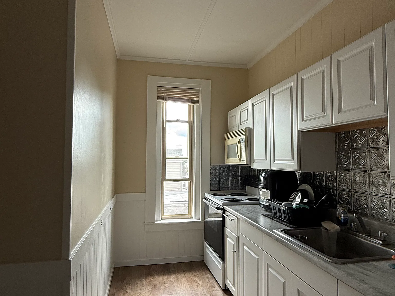 Studio, 368 sqft, $1,450 — Photo 2