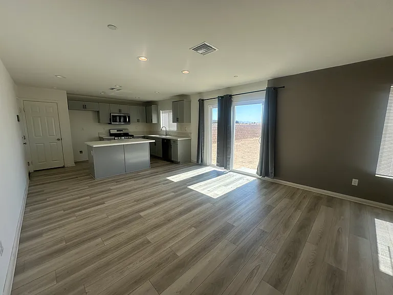 12587 Egan Pl — Photo 7