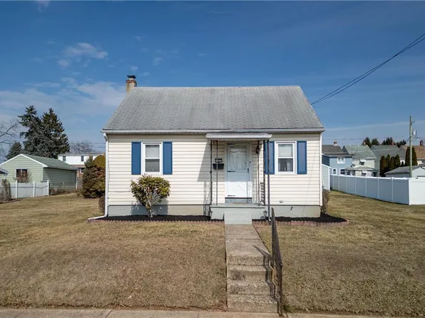 843 Monroe St, Freemansburg, PA 18017