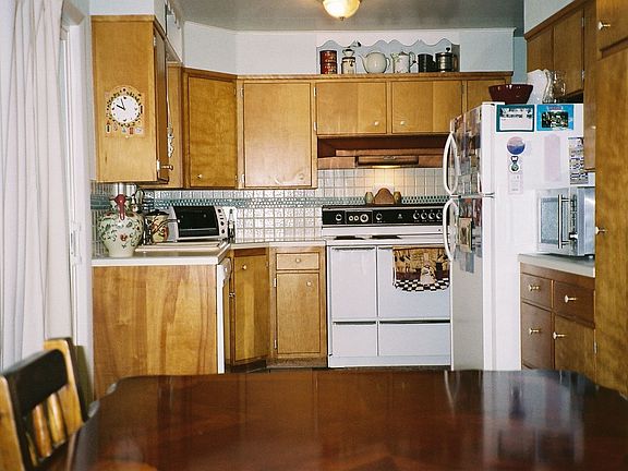 Wonderful Kitchen and Dining