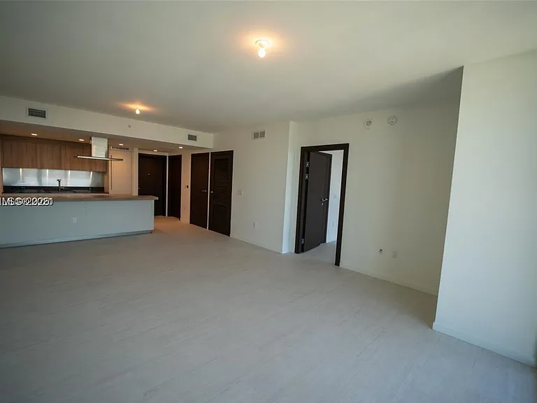 1000 Brickell Plz #3411 — Photo 10