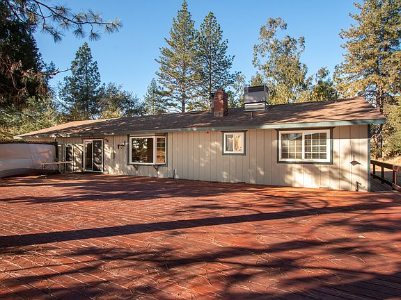 5th image of 3960 Leisure Ln