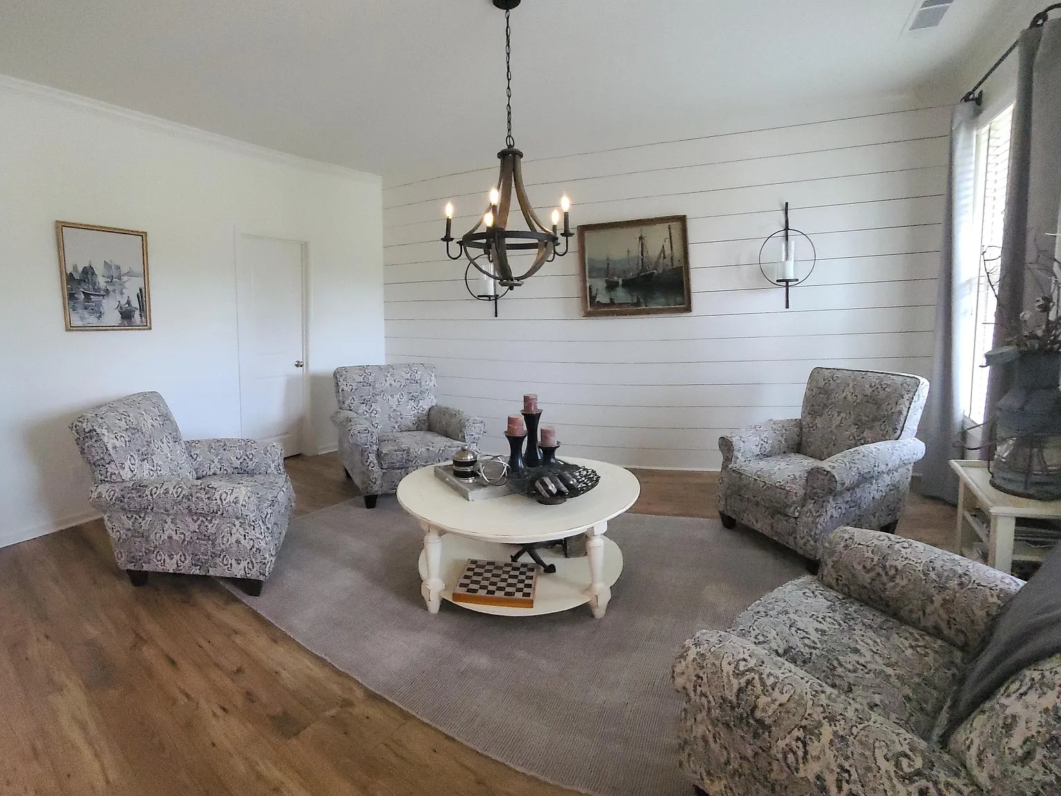 317 Winterset Cir — Photo 4