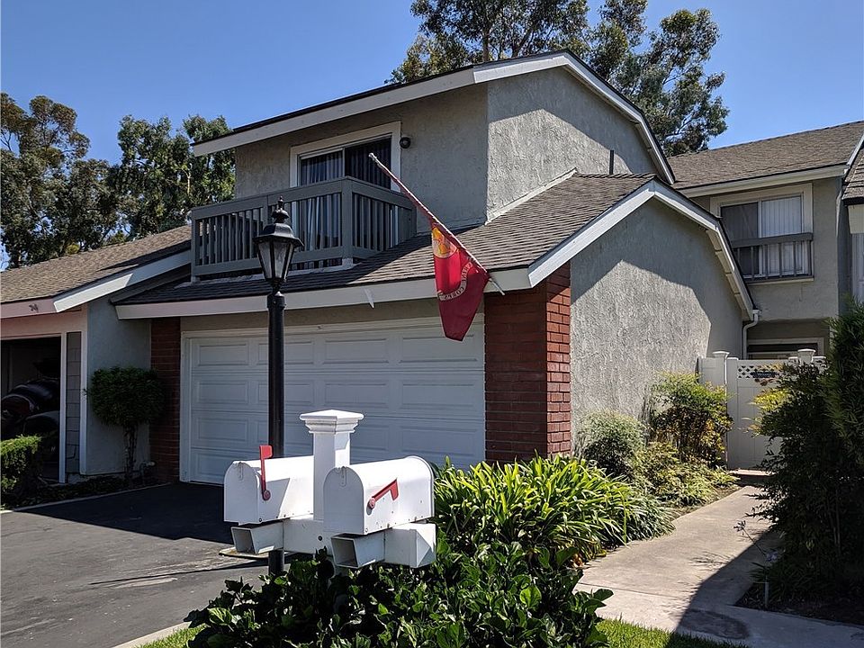 1st image of 25091 Acacia Ln #33
