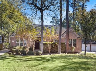 27 E Summer Storm Cir, Spring, TX 77381