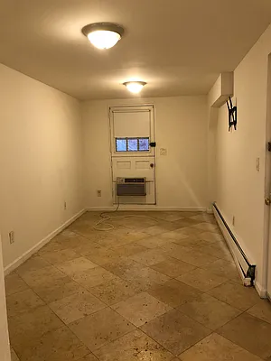 Rented by CitySites Real Estate Group | media 6