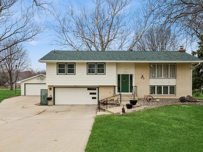 600 N Shadyview Blvd, Pleasant Hill, IA, 50327