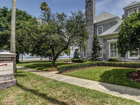 2nd image of 3901 Bayshore Blvd