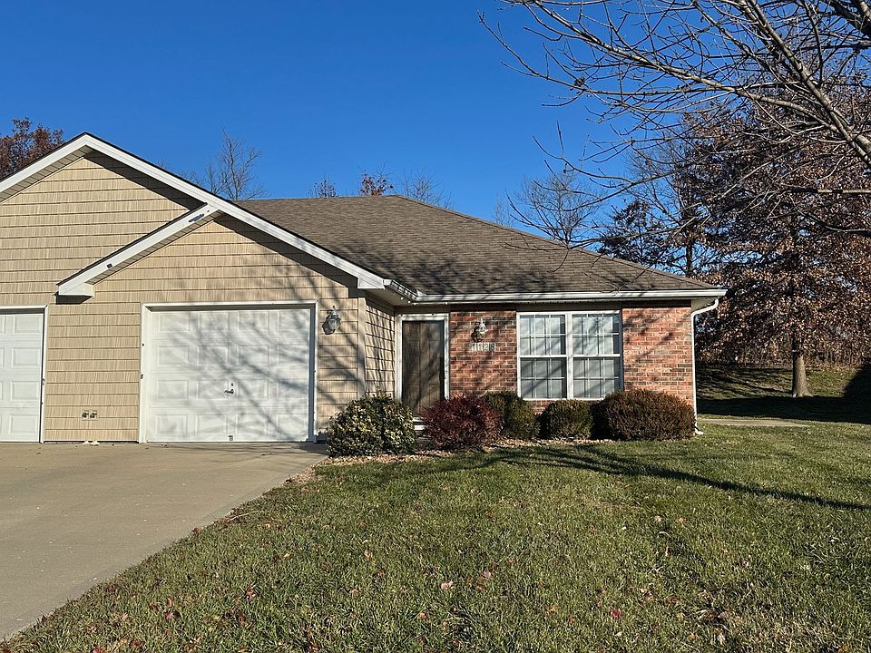 1st image of 1128 NW Willow Dr
