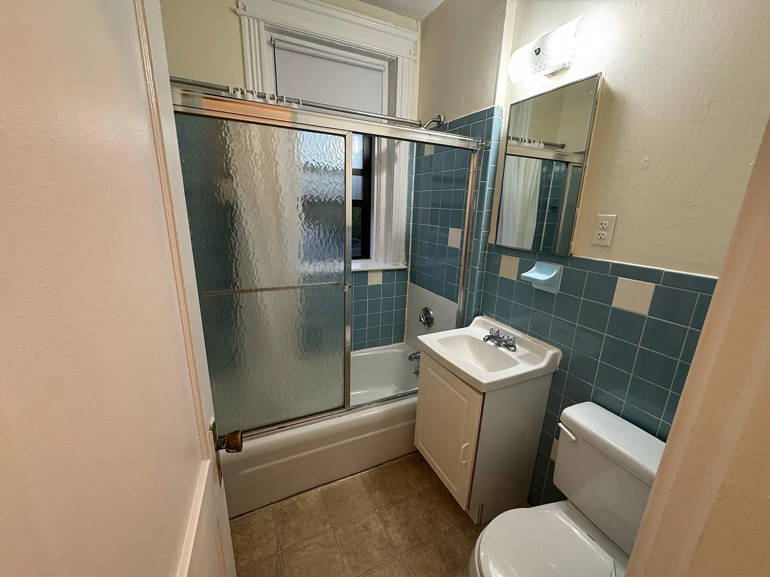 Studio, 9999 sqft, $1,900 — Photo 4