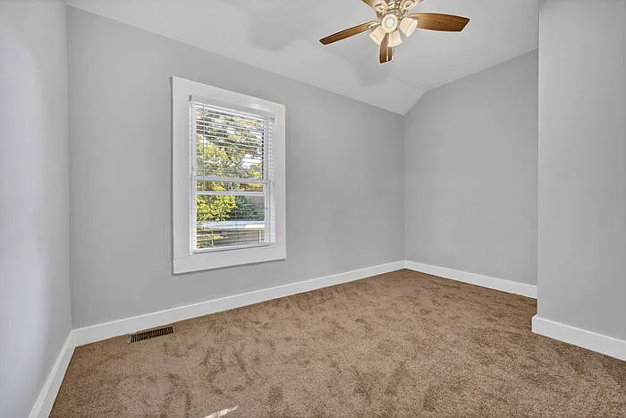119 Church St — Photo 11