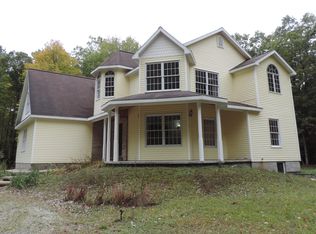 6843 Zellar Rd, Whitehall, MI 49461