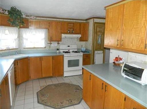 3rd image of 193 Tremont St Unit 87