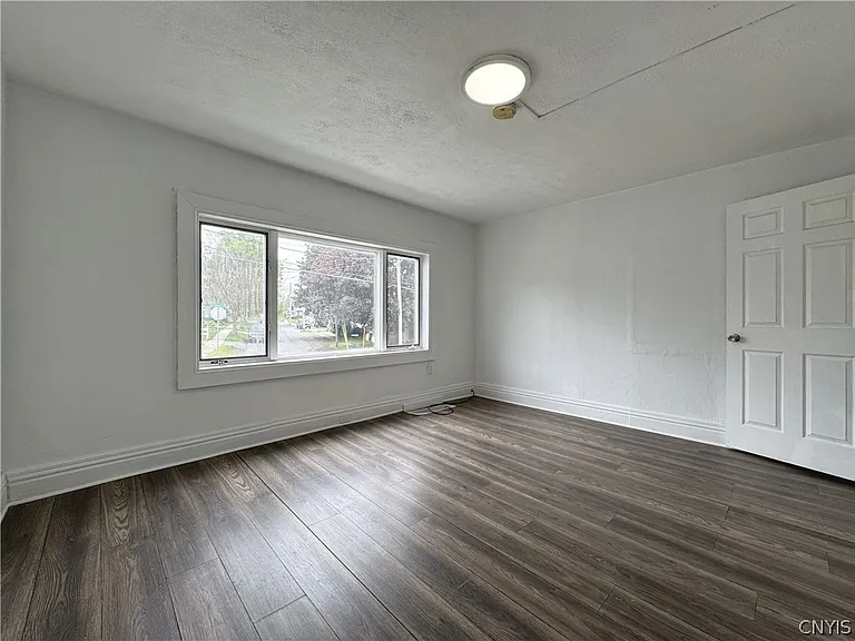 318 W Hoard St — Photo 11