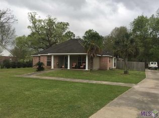 17122 Black Spruce Ave, Greenwell Springs, LA 70739