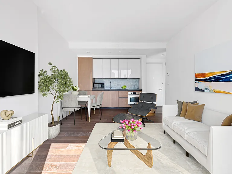 302 E 96th St #1101 — Photo 2