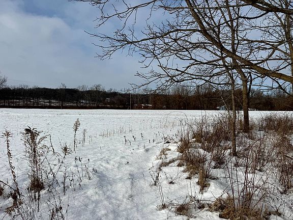 3rd image of 2B Creek Rd #2B