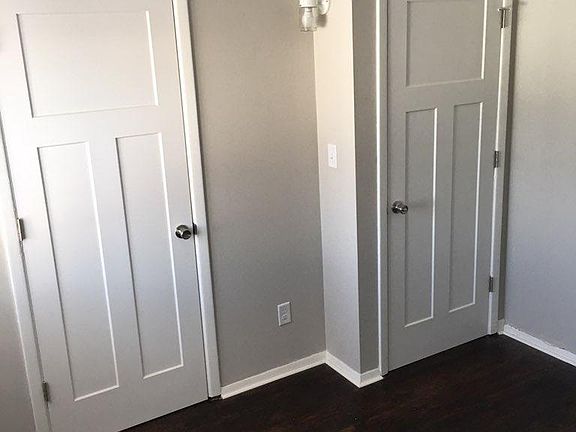 4th image of 656 S Shore Ct #656