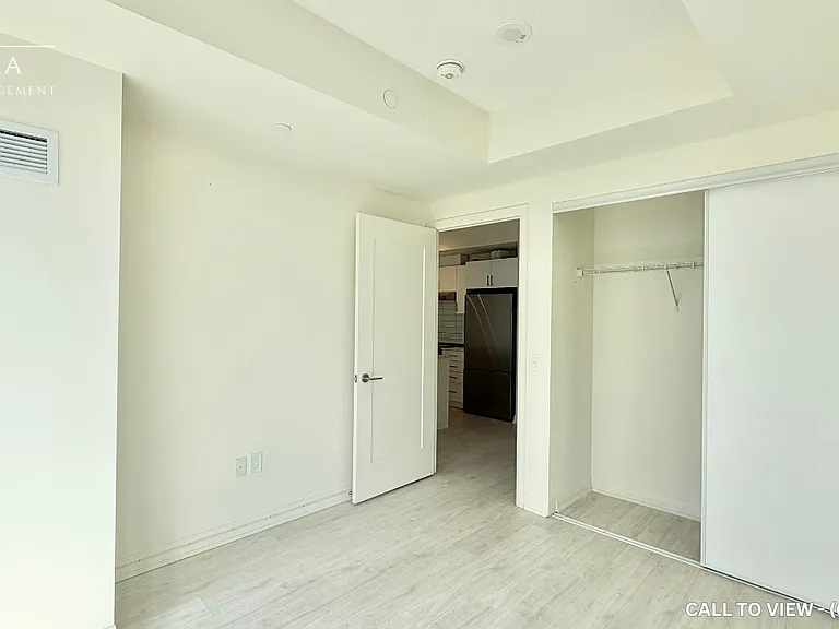 9000 Jane St #2017 — Photo 4