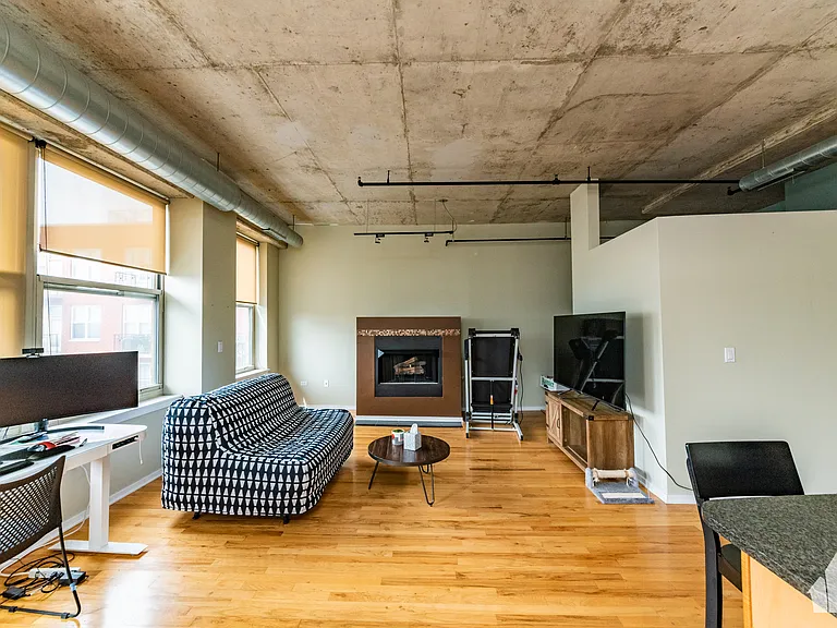 6 S Laflin St #818 — Photo 8