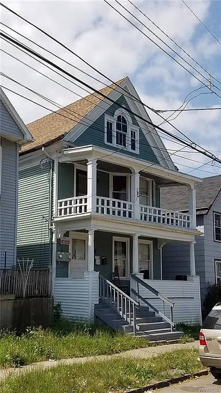 15 Garner Ave photo 1