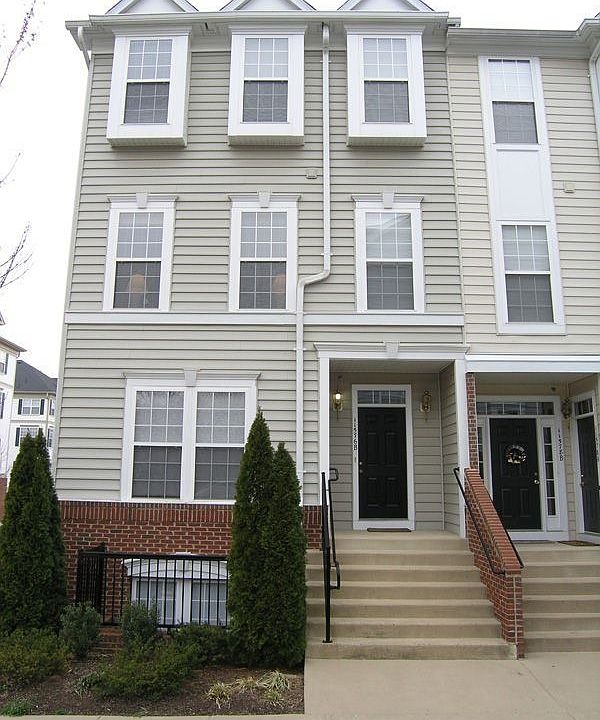 1st image of 11576 Cavalier Landing Ct #901B