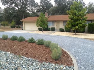 19020 Freda Ln, Redding, CA 96003