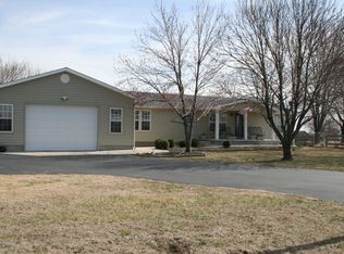 18847 S 1700th Rd, Nevada, MO 64772