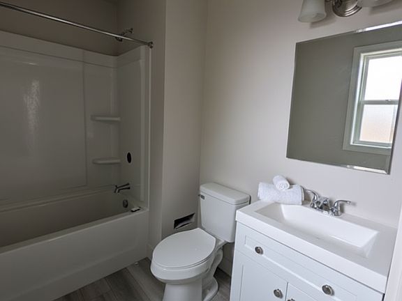 4th image of 524 N Morton Dr
