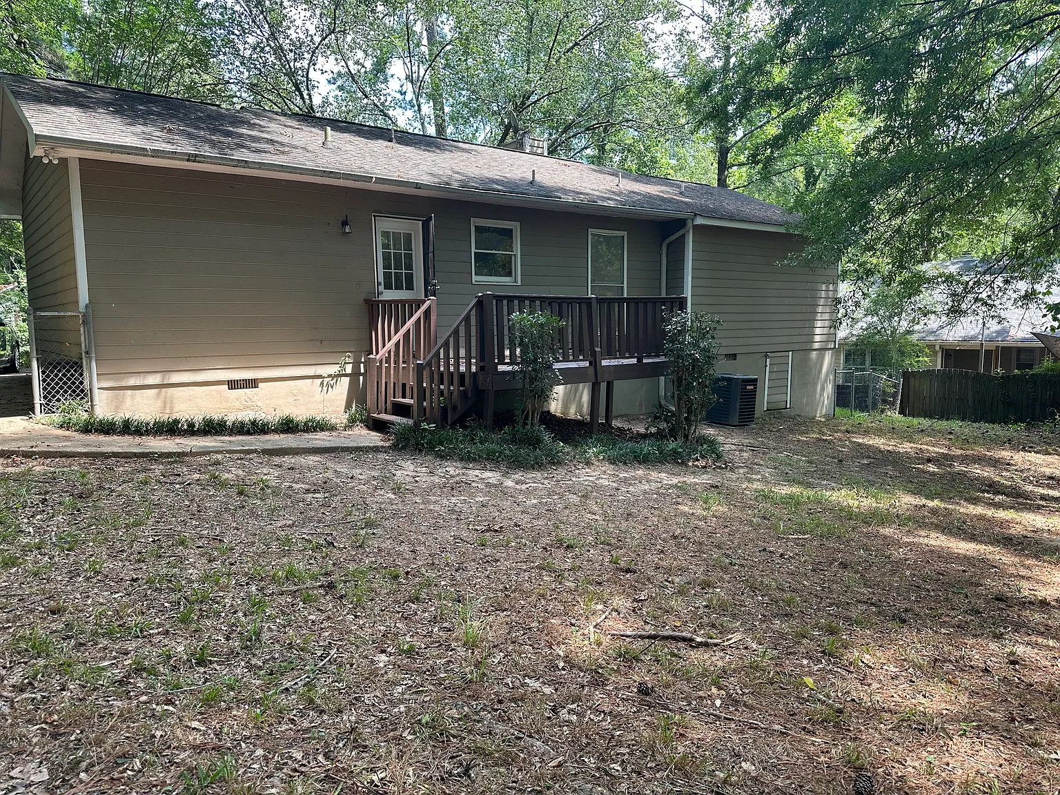 3 bed, 1188 sqft, $1,600 — Photo 3