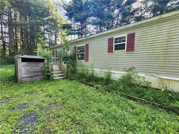 661 Peruville Rd, Groton, NY 13073