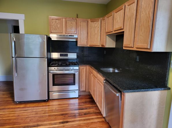 28 E Pearl St FLOOR 2
