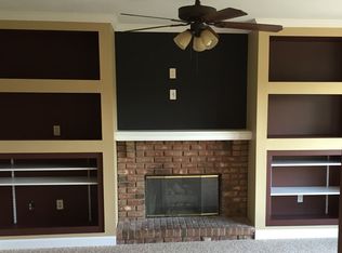 1219 Saddlemaker Dr, Saint Charles, MO