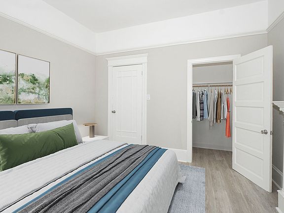 4th image of 2927 Sacramento St APT 8