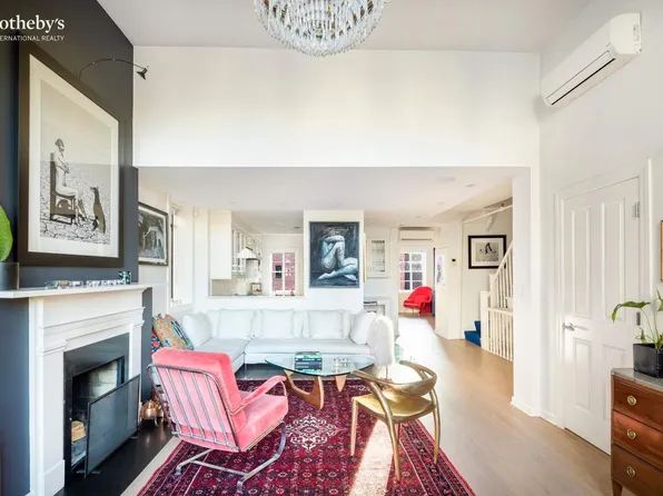 69 Washington Place image 3 of 25