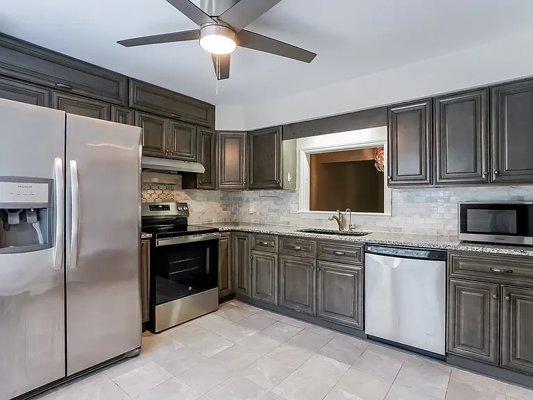 6413 Andsley Dr #1 — Photo 6