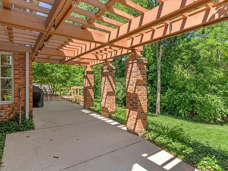 2320 Chatham Rd #1 — Photo 43