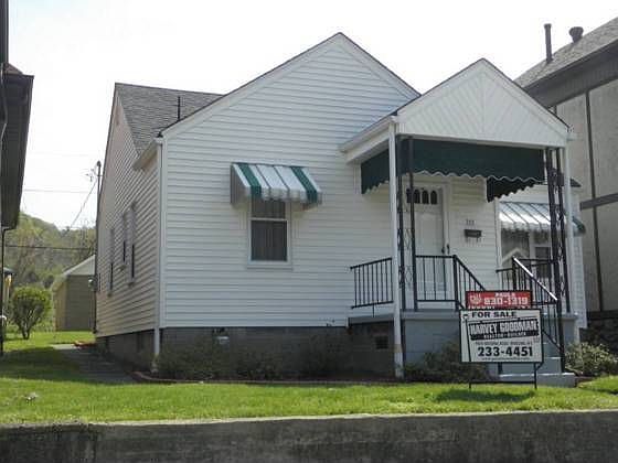 1st image of 702 Lincoln St