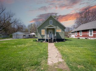 723 S Clayton St, Bloomington, IL