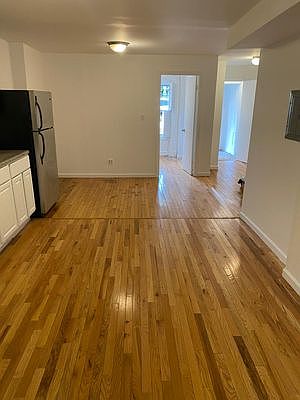 4th image of 72 Van Buren St #G