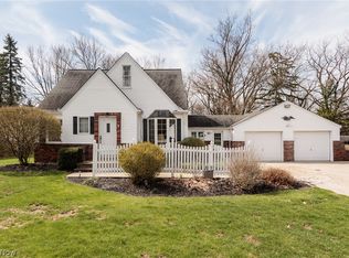 10136 Ridge Rd, North Royalton, OH