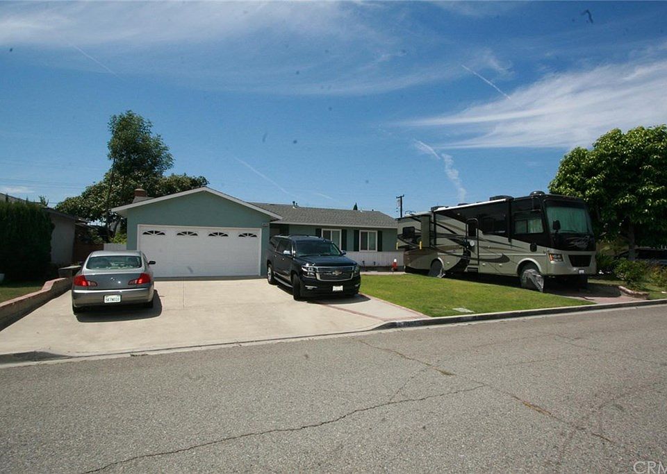 1st image of 11581 Stephanie Ln