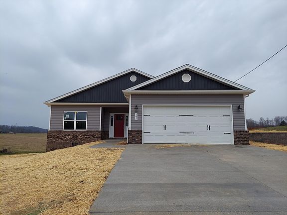 3rd image of 142 Mystic Ln