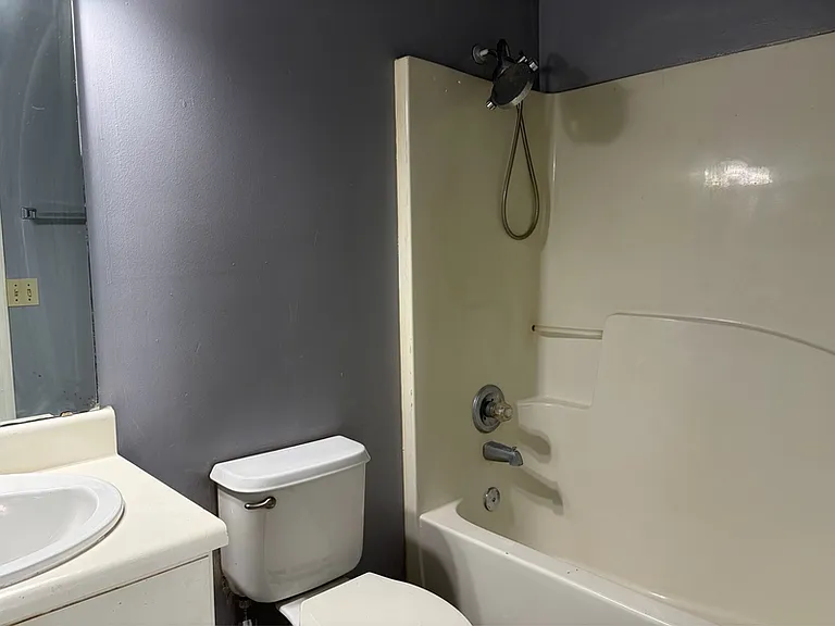 902 Tomahawk Ct #1 — Photo 8