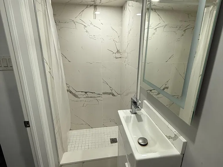 54 Moneypenny Pl — Photo 2