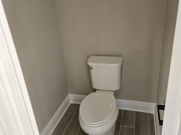 10105 Lake Wales Cir — Photo 16