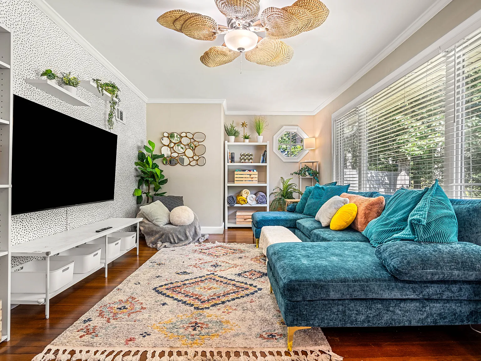 3 bed, 1500 sqft, $4,500 — Photo 3