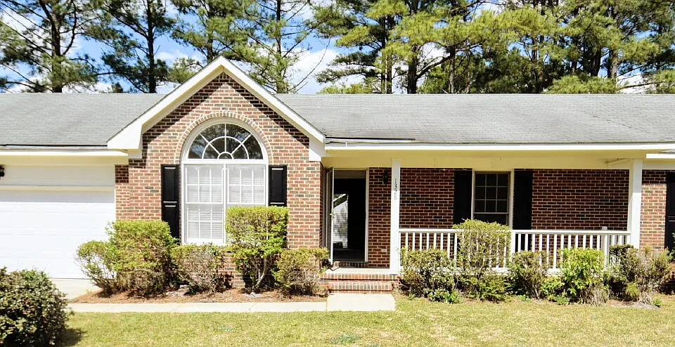1328 Butterwood Cir