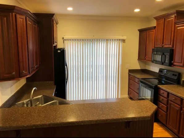 3317 Beaumont Centre Cir, Lexington, KY 40513